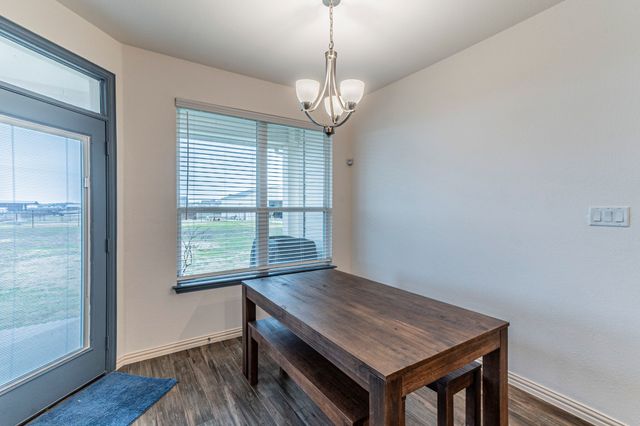 8432 Abner Road, Oak Ridge, TX 75161