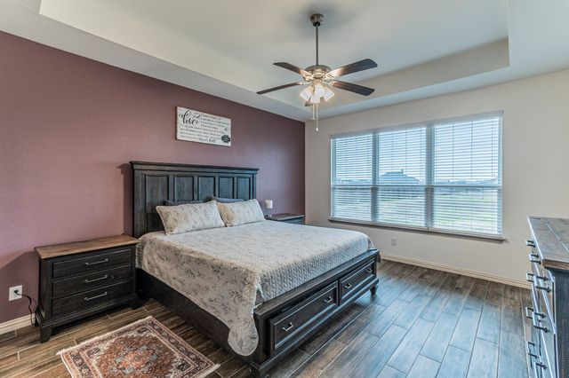 8432 Abner Road, Oak Ridge, TX 75161