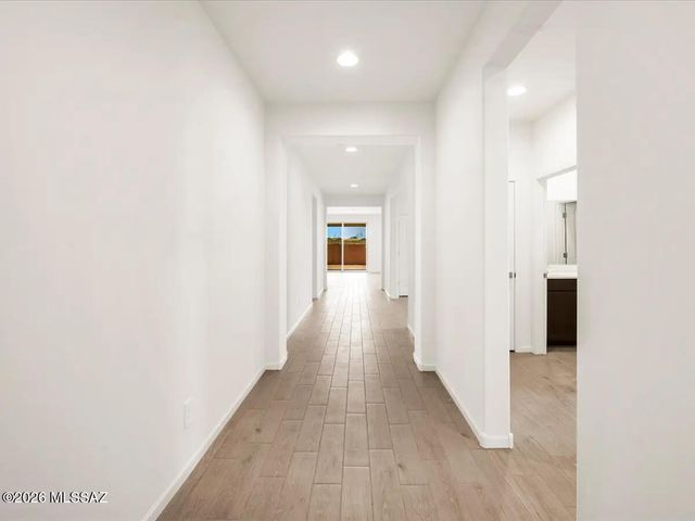 7582 S Kinglet Way, Tucson, AZ 85747