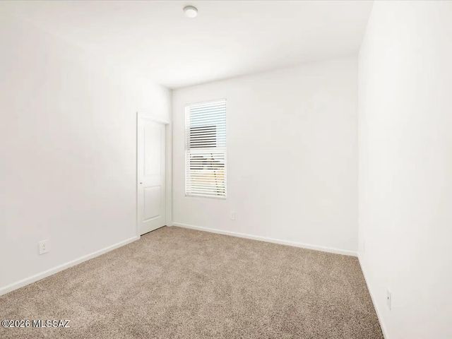 7582 S Kinglet Way, Tucson, AZ 85747