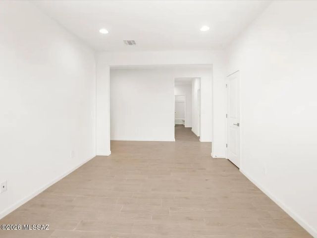 7582 S Kinglet Way, Tucson, AZ 85747