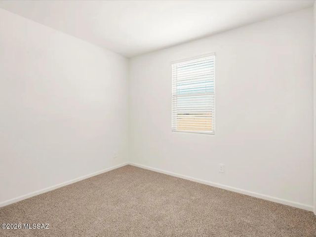 7582 S Kinglet Way, Tucson, AZ 85747