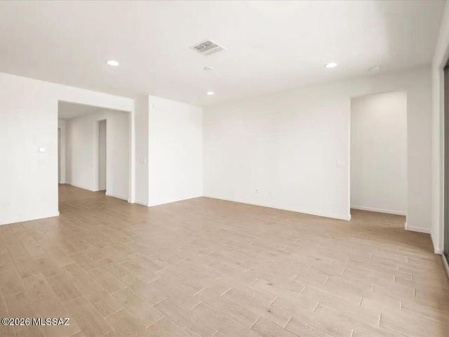 7582 S Kinglet Way, Tucson, AZ 85747