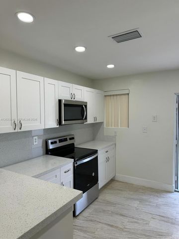 1222 NW 102nd St 2, Miami, FL 33147