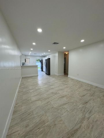 1222 NW 102nd St 2, Miami, FL 33147