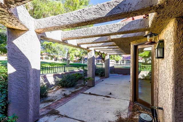 7146 Mission Hills Drive, Las Vegas, NV 89113