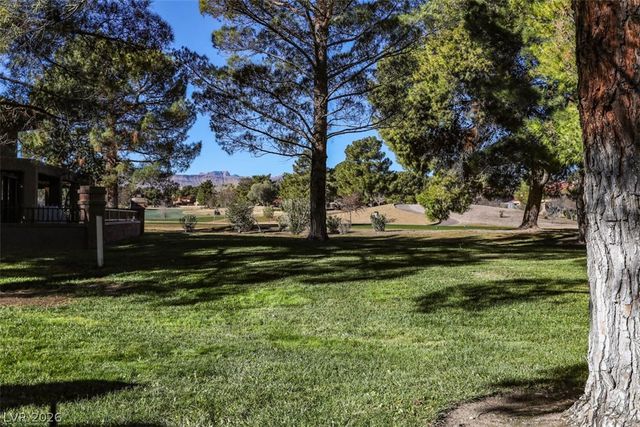 7146 Mission Hills Drive, Las Vegas, NV 89113