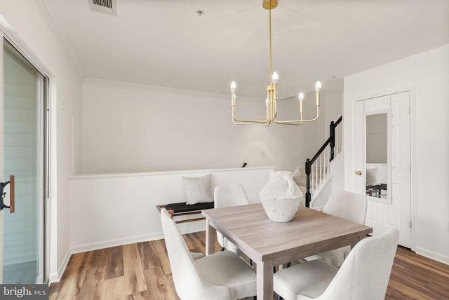 12857 FAIR BRIAR LN, Fairfax, VA 22033