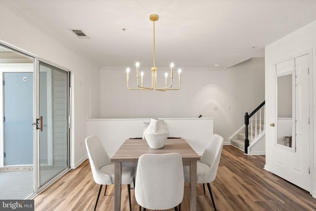 12857 FAIR BRIAR LN, Fairfax, VA 22033