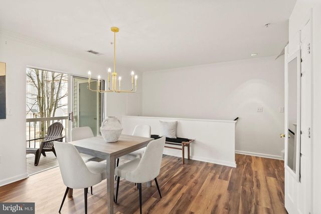 12857 FAIR BRIAR LN, Fairfax, VA 22033