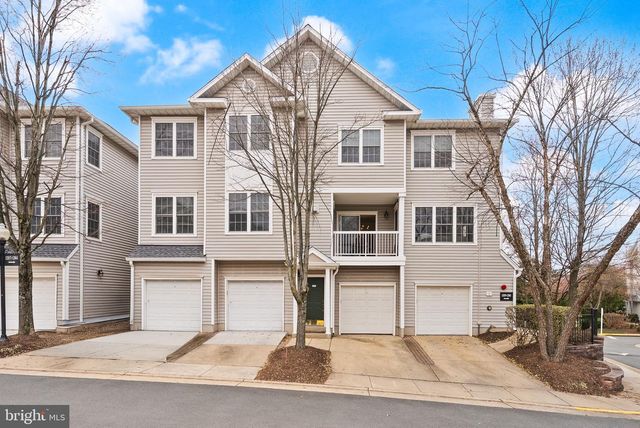 12857 FAIR BRIAR LN, Fairfax, VA 22033