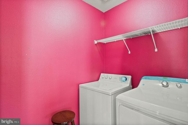 12857 FAIR BRIAR LN, Fairfax, VA 22033