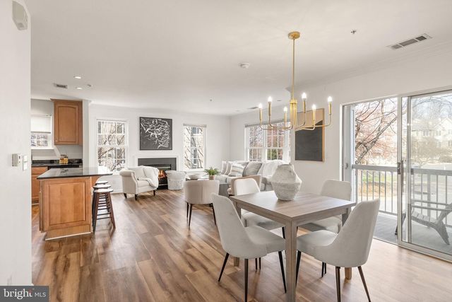 12857 FAIR BRIAR LN, Fairfax, VA 22033