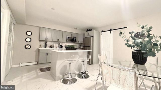 21 E CHURCH ST, Bordentown, NJ 08505