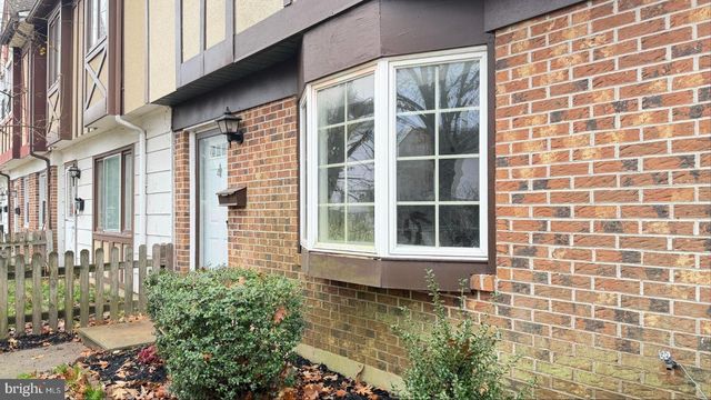 21 E CHURCH ST, Bordentown, NJ 08505