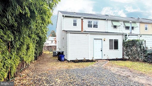 21 E CHURCH ST, Bordentown, NJ 08505