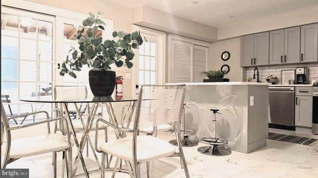 21 E CHURCH ST, Bordentown, NJ 08505