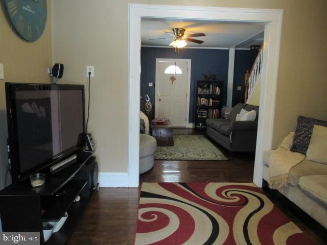 1734 ALMOND RD, Vineland, NJ 08360