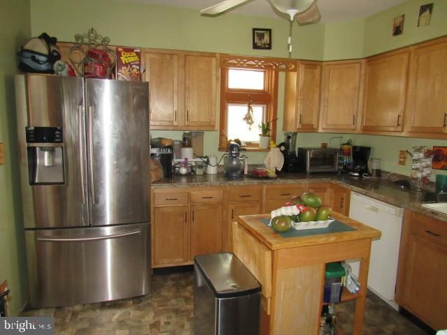 1734 ALMOND RD, Vineland, NJ 08360