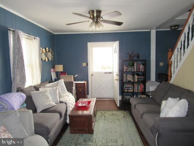 1734 ALMOND RD, Vineland, NJ 08360