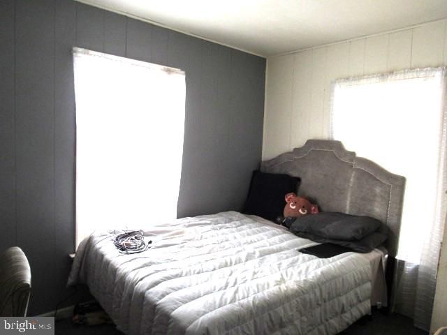 1734 ALMOND RD, Vineland, NJ 08360