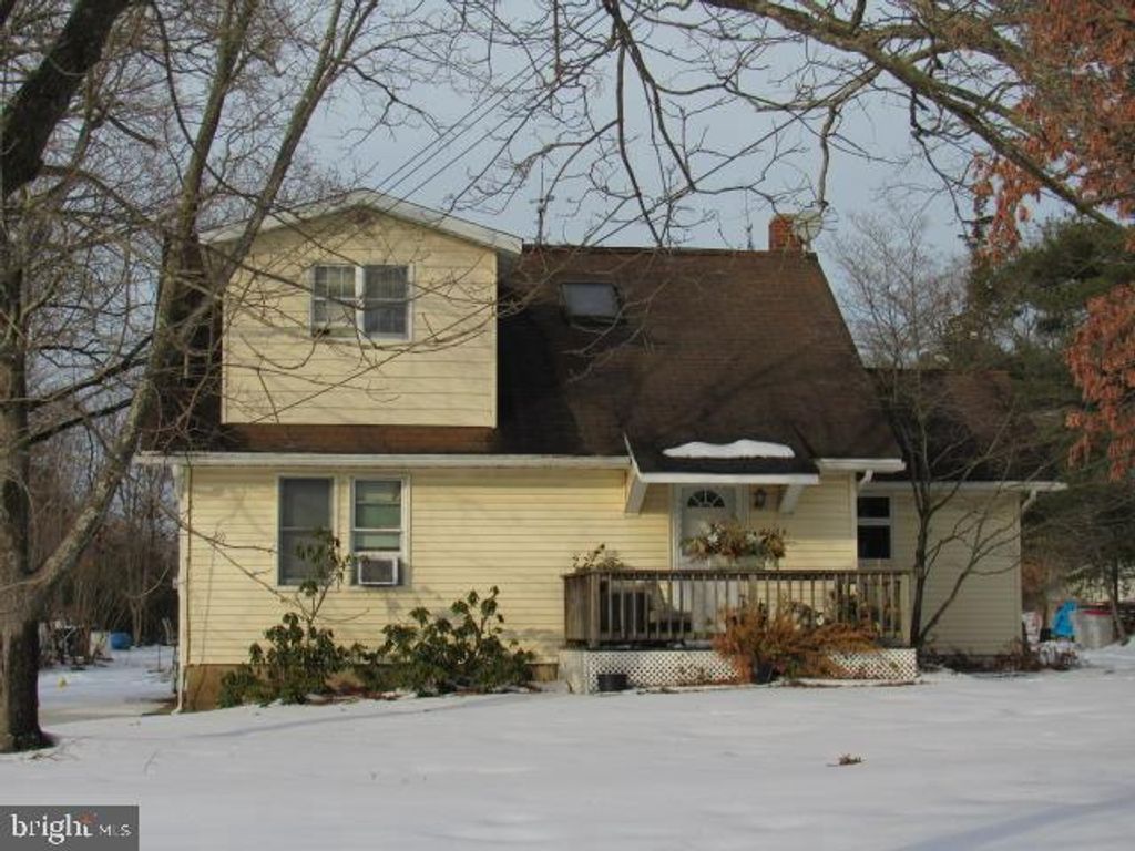 1734 ALMOND RD, Vineland, NJ 08360