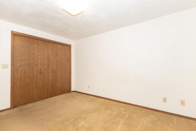 500 S KENSINGTON DRIVE, Appleton, WI 54915