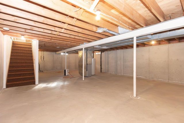 500 S KENSINGTON DRIVE, Appleton, WI 54915