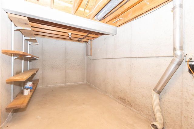 500 S KENSINGTON DRIVE, Appleton, WI 54915