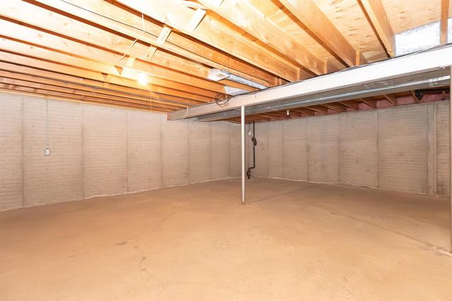 500 S KENSINGTON DRIVE, Appleton, WI 54915