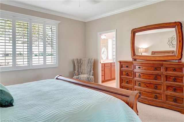 1892 Par DR, Naples, FL 34120