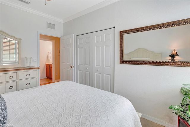 1892 Par DR, Naples, FL 34120