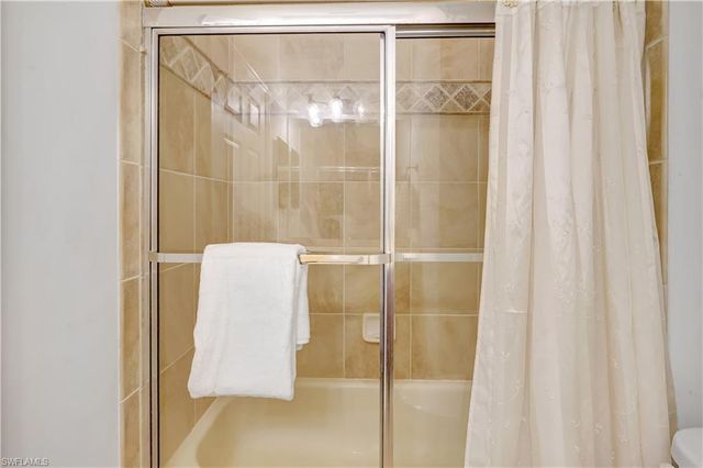 1892 Par DR, Naples, FL 34120