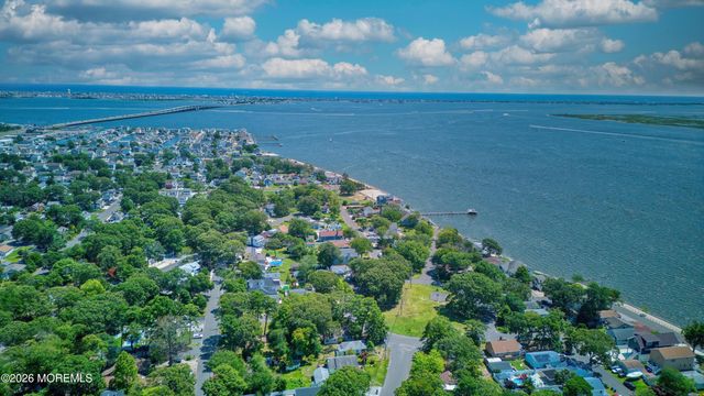 807 Mckinley Avenue, Toms River, NJ 08753