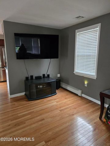 807 Mckinley Avenue, Toms River, NJ 08753