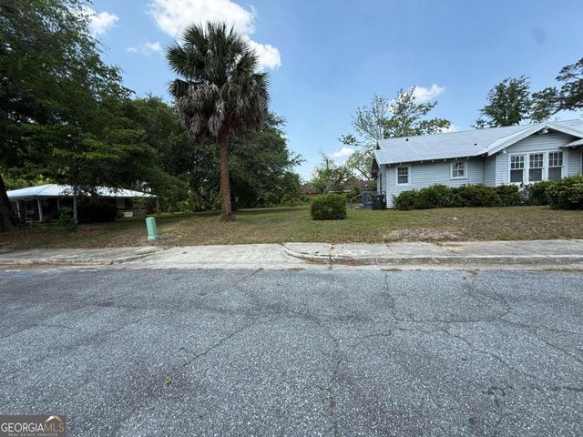 713 Quaterman Street, Waycross, GA 31501