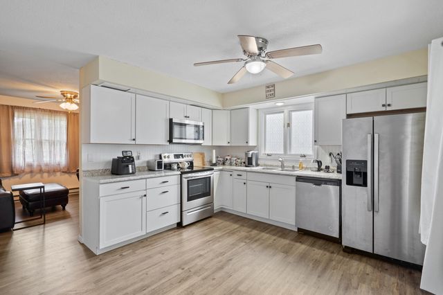 524 BARROW ST, Moberly, MO 65270