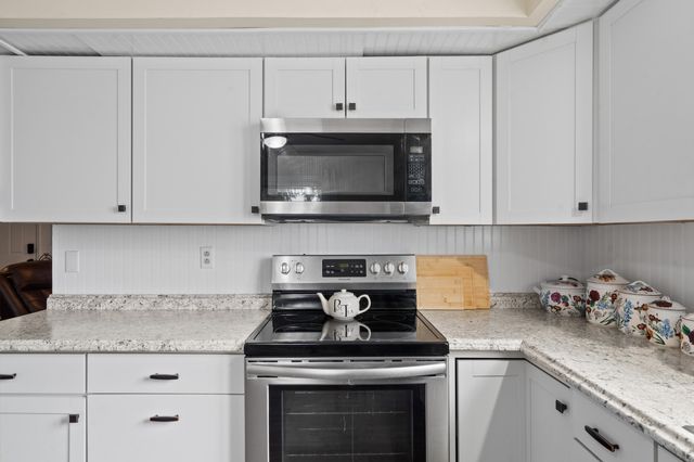 524 BARROW ST, Moberly, MO 65270