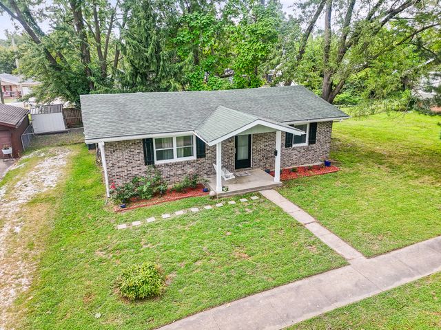 524 BARROW ST, Moberly, MO 65270