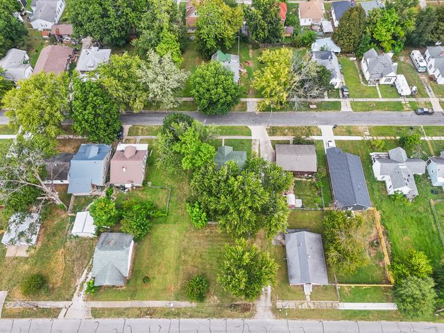 524 BARROW ST, Moberly, MO 65270