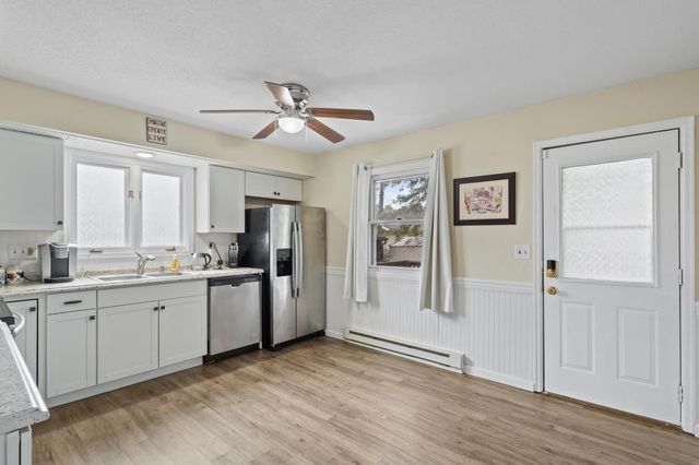 524 BARROW ST, Moberly, MO 65270