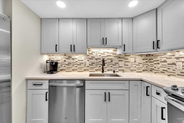 3909 N Ocean Boulevard 210, Fort Lauderdale, FL 33308