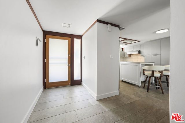 2672 Veteran Avenue, Los Angeles, CA 90064