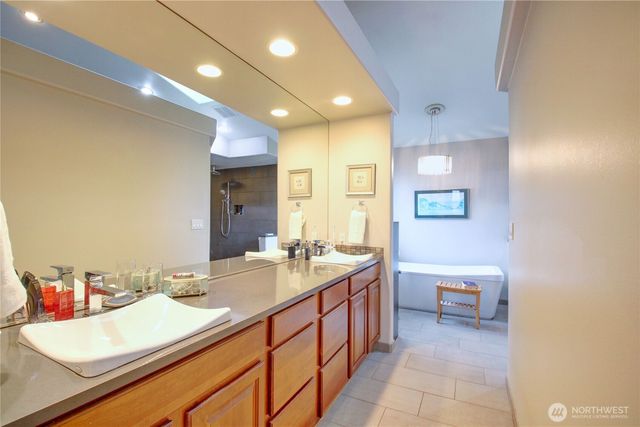 3200 Shelly Hill Road, Mount Vernon, WA 98274