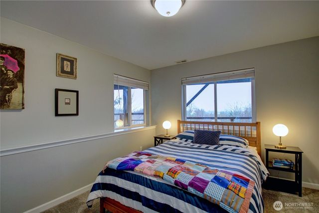 3200 Shelly Hill Road, Mount Vernon, WA 98274