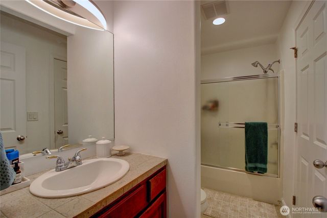 3200 Shelly Hill Road, Mount Vernon, WA 98274