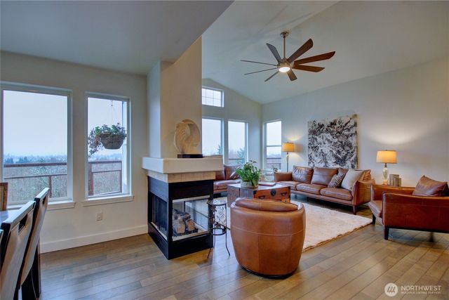 3200 Shelly Hill Road, Mount Vernon, WA 98274