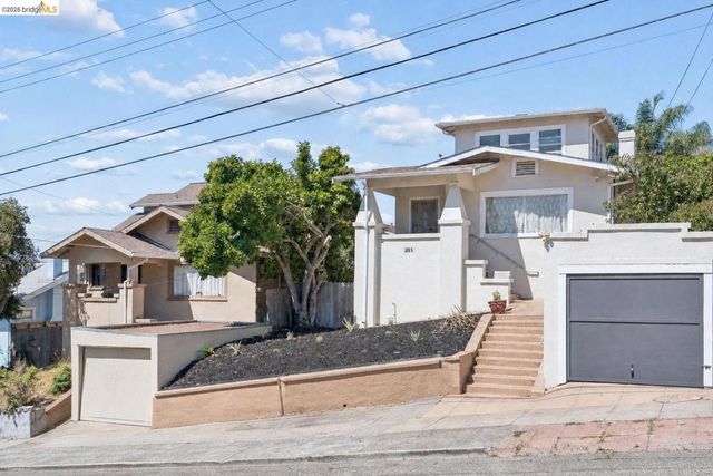 521 Zorah St, Oakland, CA 94606