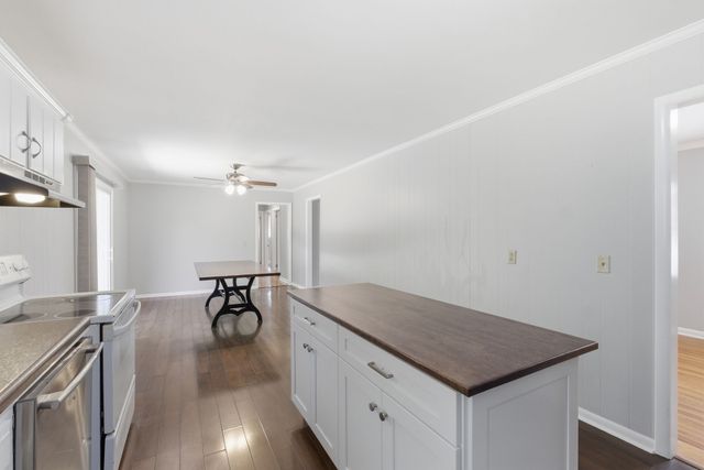 119 Gates Dr, Hendersonville, TN 37075