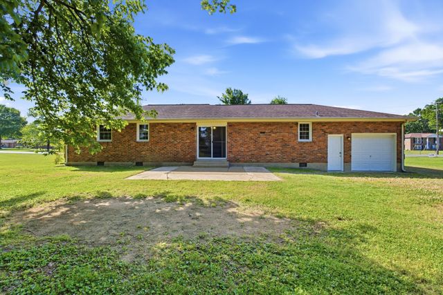 119 Gates Dr, Hendersonville, TN 37075